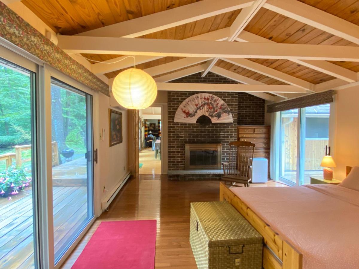 Secluded Chalet On Stream-Mins To Camelback Tannersville Extérieur photo